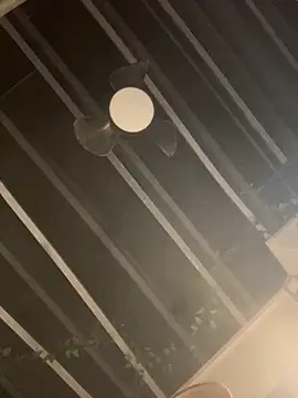 SmokingSloth online show from December 2025 02:32:02 PM