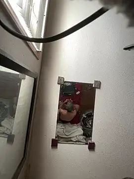 SmokingSloth online show from December 2025 05:51:01 PM