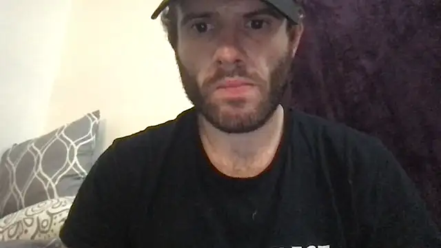 Snapshot of SpunCandy chatting on October 2025 06:37:01 AM SpunCandy online show from October 2025 06:37:01 AM