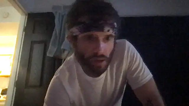 Snapshot of SpunCandy chatting on October 2025 03:29:02 AM SpunCandy online show from October 2025 03:29:02 AM