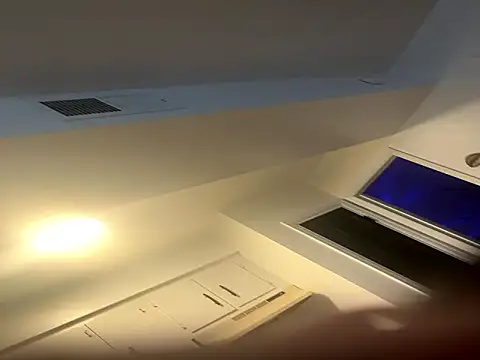 Snapshot of SpunCandy chatting on October 2025 10:57:01 PM SpunCandy online show from October 2025 10:57:01 PM