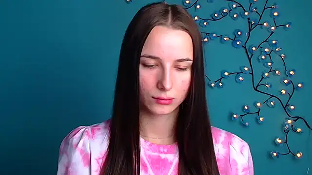 Eva Janee online show from October 2025 05:28:01 AM