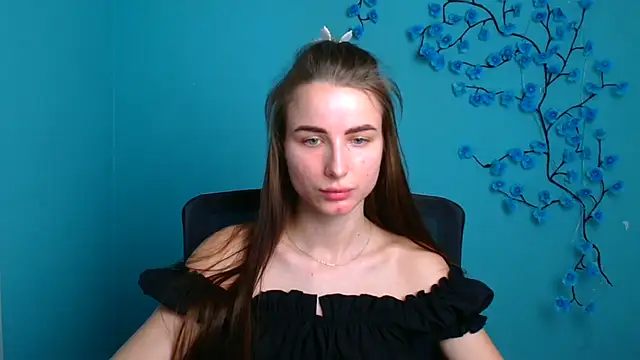 Eva Janee online show from June 2026 05:37:01 AM