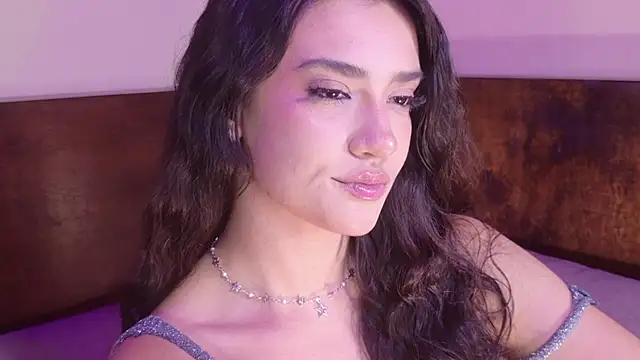 Snapshot of SeleneeEvanss chatting on November 2025 10:32:01 PM SeleneeEvanss online show from November 2025 10:32:01 PM