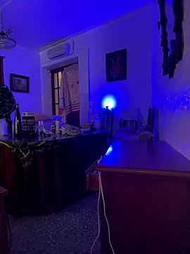 PutaNieves1983 online show from November 2025 01:34:01 PM