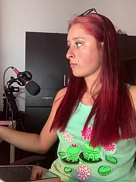 hannaa brown online show from February 2025 05:57:02 PM