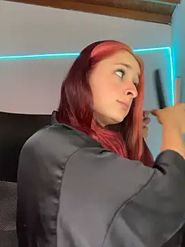 hannaa brown online show from February 2025 05:05:02 PM