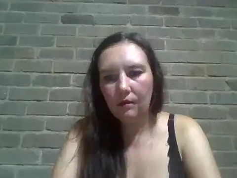 EksJouneMwah online show from February 2025 03:52:01 PM