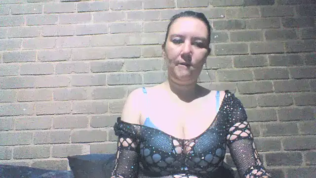 EksJouneMwah online show from December 2025 05:30:02 AM