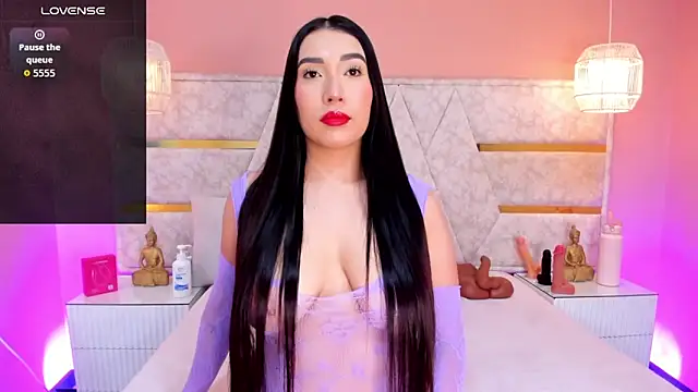 melany saenz online show from October 2025 03:16:01 AM