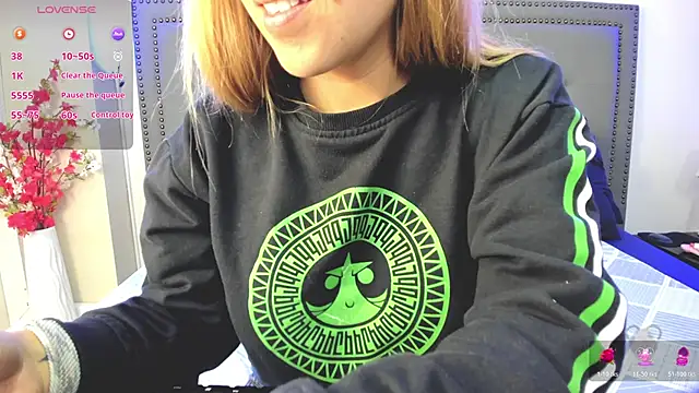 EvaaLovia1 online show from April 2026 01:24:01 PM