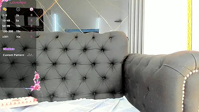 EvaaLovia1 online show from September 2025 02:12:02 PM
