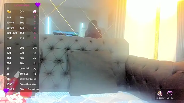 EvaaLovia1 online show from October 2025 01:55:01 PM