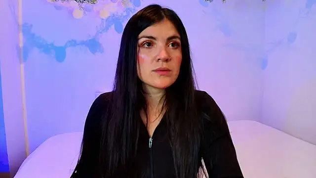 Amara vega online show from December 2025 08:17:01 AM