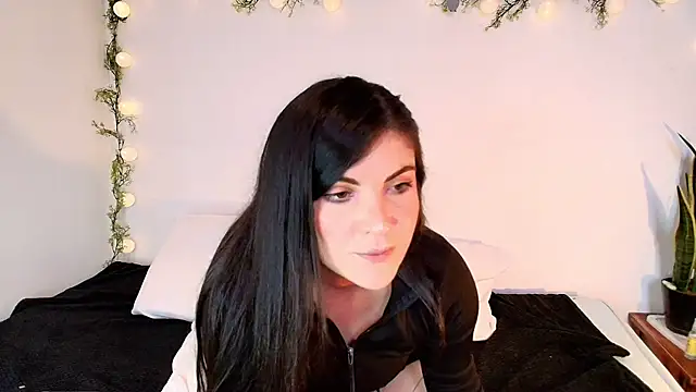 Snapshot of Amara_vega chatting on May 2026 03:00:01 PM Amara vega online show from May 2026 03:00:01 PM