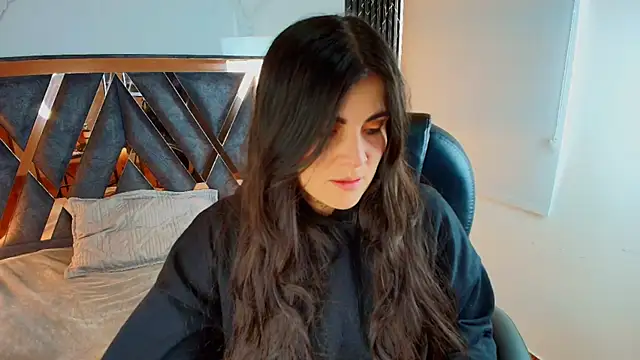 Amara vega online show from December 2025 01:46:01 PM