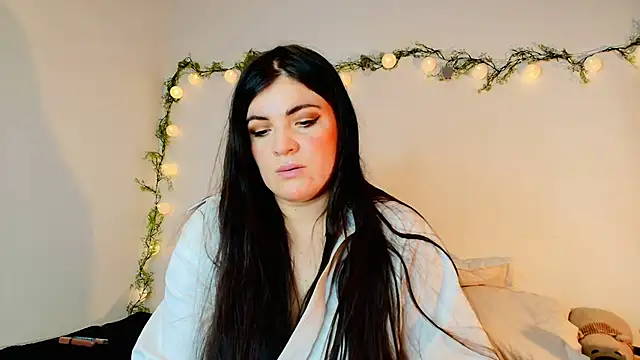Snapshot of Amara_vega chatting on May 2026 10:13:01 AM Amara vega online show from May 2026 10:13:01 AM