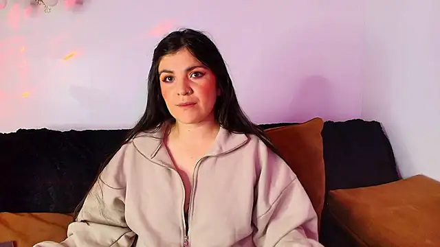 Amara vega online show from February 2026 07:27:01 AM