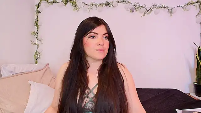 Snapshot of Amara_vega chatting on June 2026 03:44:01 PM Amara vega online show from June 2026 03:44:01 PM