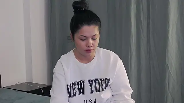 Nobodyforever online show from December 2025 06:47:01 PM