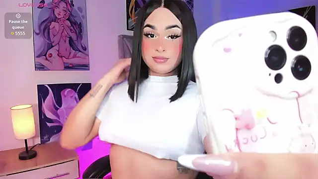 Snapshot of alexia_mattel chatting on February 2026 01:39:01 PM alexia mattel online show from February 2026 01:39:01 PM