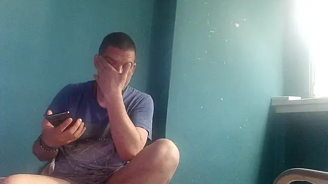 YouWantMe666 online show from May 2026 06:32:01 AM