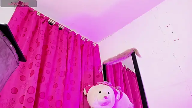 samy foox online show from March 2026 08:08:01 PM