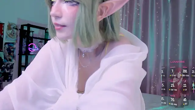 Snapshot of Carolina_Leep chatting on October 2025 02:29:02 PM Carolina Leep online show from October 2025 02:29:02 PM