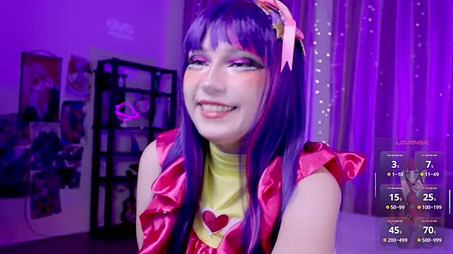 Snapshot of Carolina_Leep chatting on October 2025 02:07:01 PM Carolina Leep online show from October 2025 02:07:01 PM