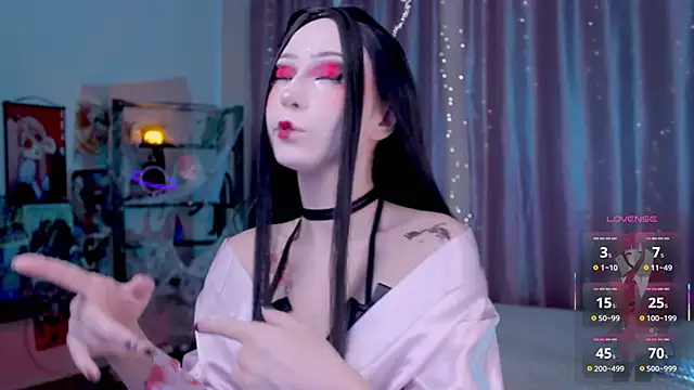 Snapshot of Carolina_Leep chatting on October 2025 01:32:02 PM Carolina Leep online show from October 2025 01:32:02 PM