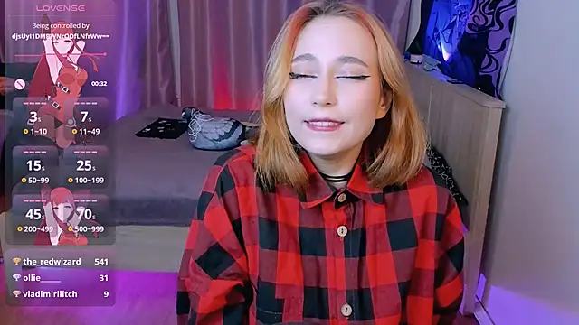 Snapshot of Carolina_Leep chatting on January 2025 05:01:01 PM Carolina Leep online show from January 2025 05:01:01 PM