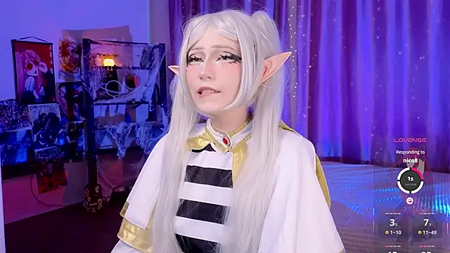 Snapshot of Carolina_Leep chatting on November 2025 01:15:02 PM Carolina Leep online show from November 2025 01:15:02 PM