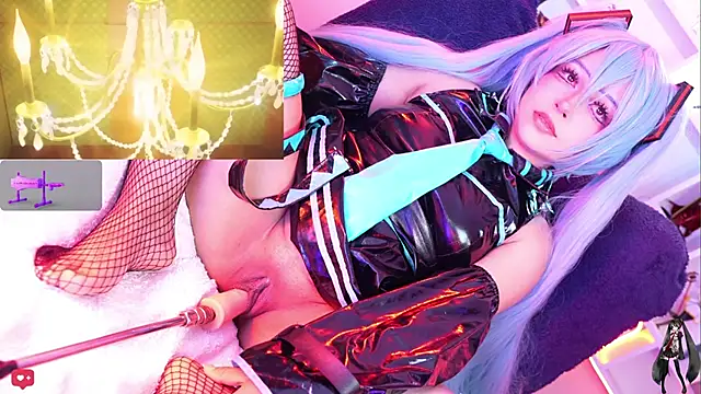 soffy garcia online show from November 2025 02:37:01 AM