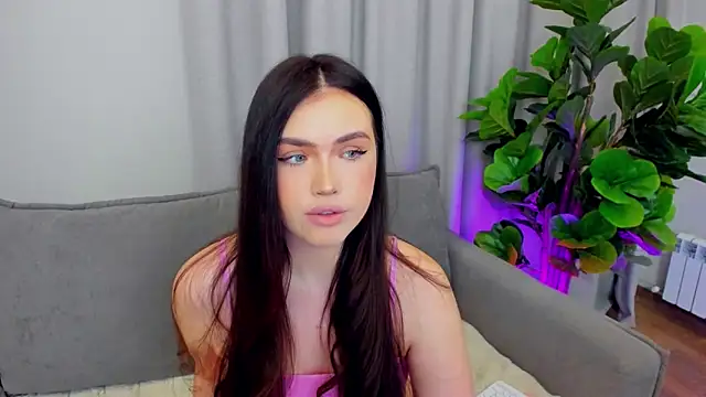 sexyangeloux online show from April 2026 09:05:01 PM