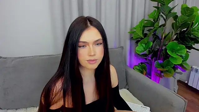 sexyangeloux online show from April 2026 09:43:01 PM