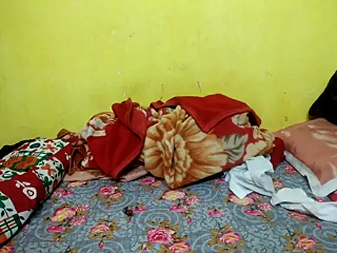 Sexyranibhabhi online show from February 2026 02:09:01 AM