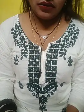 Sexyranibhabhi online show from June 2026 03:43:01 PM