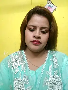 Snapshot of Sexyranibhabhi chatting on May 2026 03:05:01 PM Sexyranibhabhi online show from May 2026 03:05:01 PM