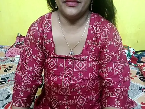 Snapshot of Sexyranibhabhi chatting on October 2025 03:15:01 PM Sexyranibhabhi online show from October 2025 03:15:01 PM