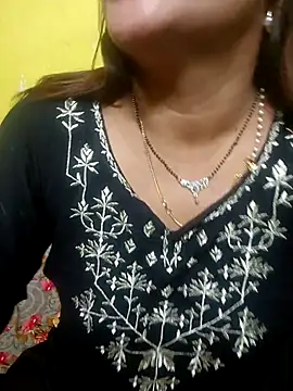 Sexyranibhabhi online show from June 2026 03:01:01 PM
