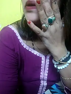 Snapshot of Sexyranibhabhi chatting on May 2026 02:21:02 PM Sexyranibhabhi online show from May 2026 02:21:02 PM