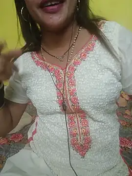 Sexyranibhabhi online show from June 2026 03:32:02 PM
