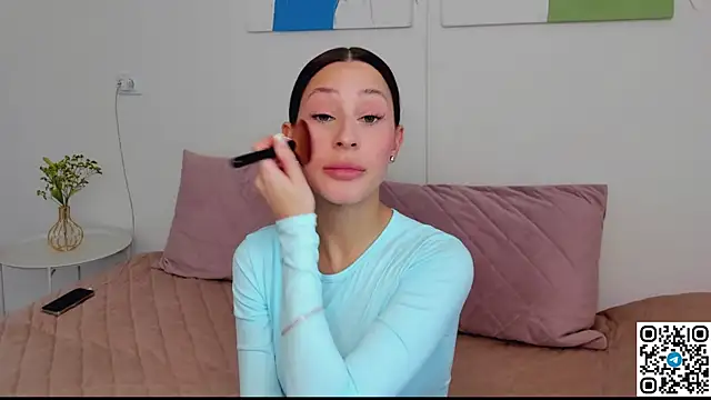 SelenaRousey online show from April 2026 10:11:02 AM