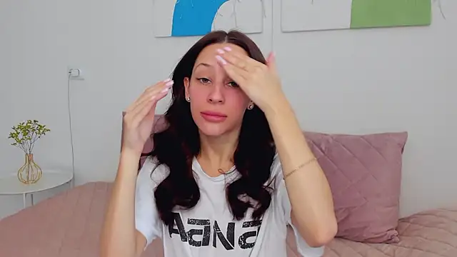 SelenaRousey online show from February 2026 07:41:02 AM