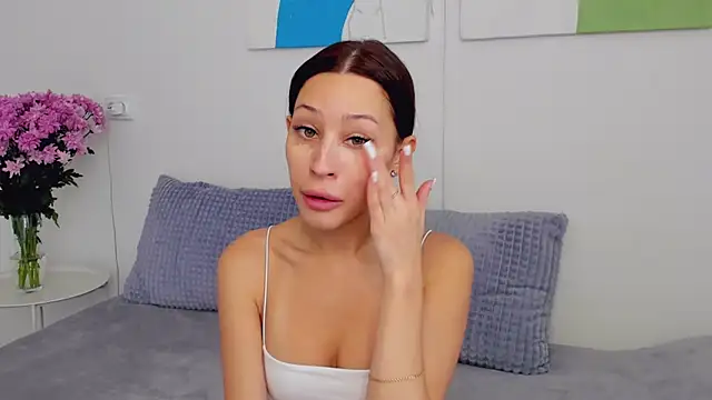 SelenaRousey online show from February 2026 07:19:02 AM