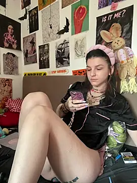 Snapshot of MoonAgnes chatting on July 2026 06:26:01 AM MoonAgnes online show from July 2026 06:26:01 AM