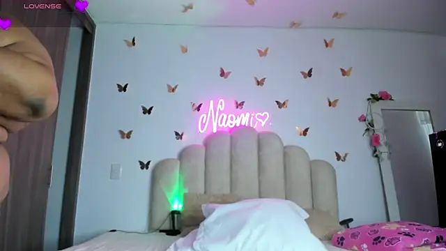 NaomiAsha online show from November 2025 07:14:01 PM