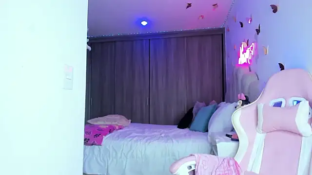 NaomiAsha online show from January 2026 11:22:01 PM