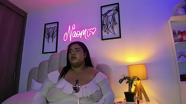Snapshot of NaomiAsha chatting on July 2026 01:21:02 PM NaomiAsha online show from July 2026 01:21:02 PM