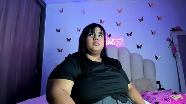 NaomiAsha online show from November 2025 12:44:01 AM